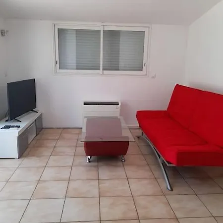 Les Camelias Avec Piscinie וילה קאנט אן רוסיון